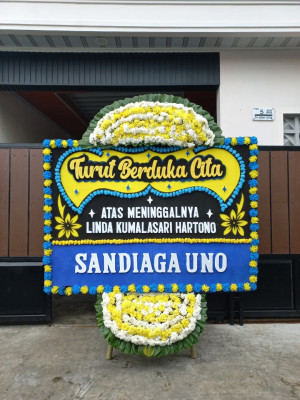 Papan Bunga Duka di Teluk Umar